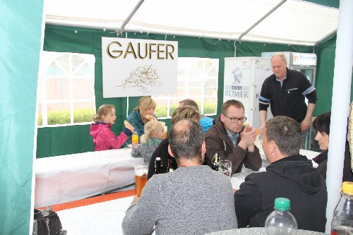 Saisoneröffnung, Bild 33
