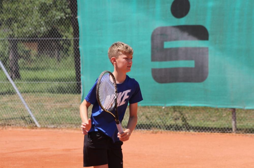 Jugendlicher Spieler des TC Ingelfingen